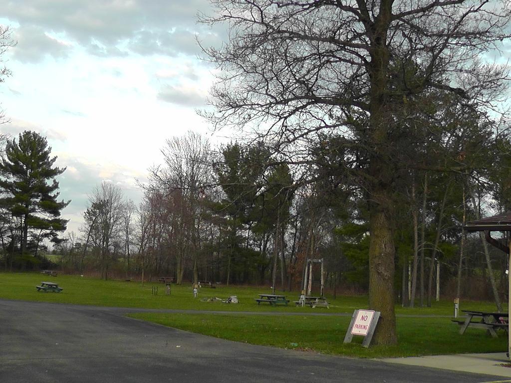 Motel 95&Campground Hixton Buitenkant foto
